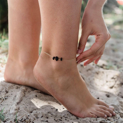 Black Onyx Beaded Chain Anklet - Black Onyx Beaded Chain Anklet - 14k Gold Fill - Luna Tide Handmade Crystal Jewellery