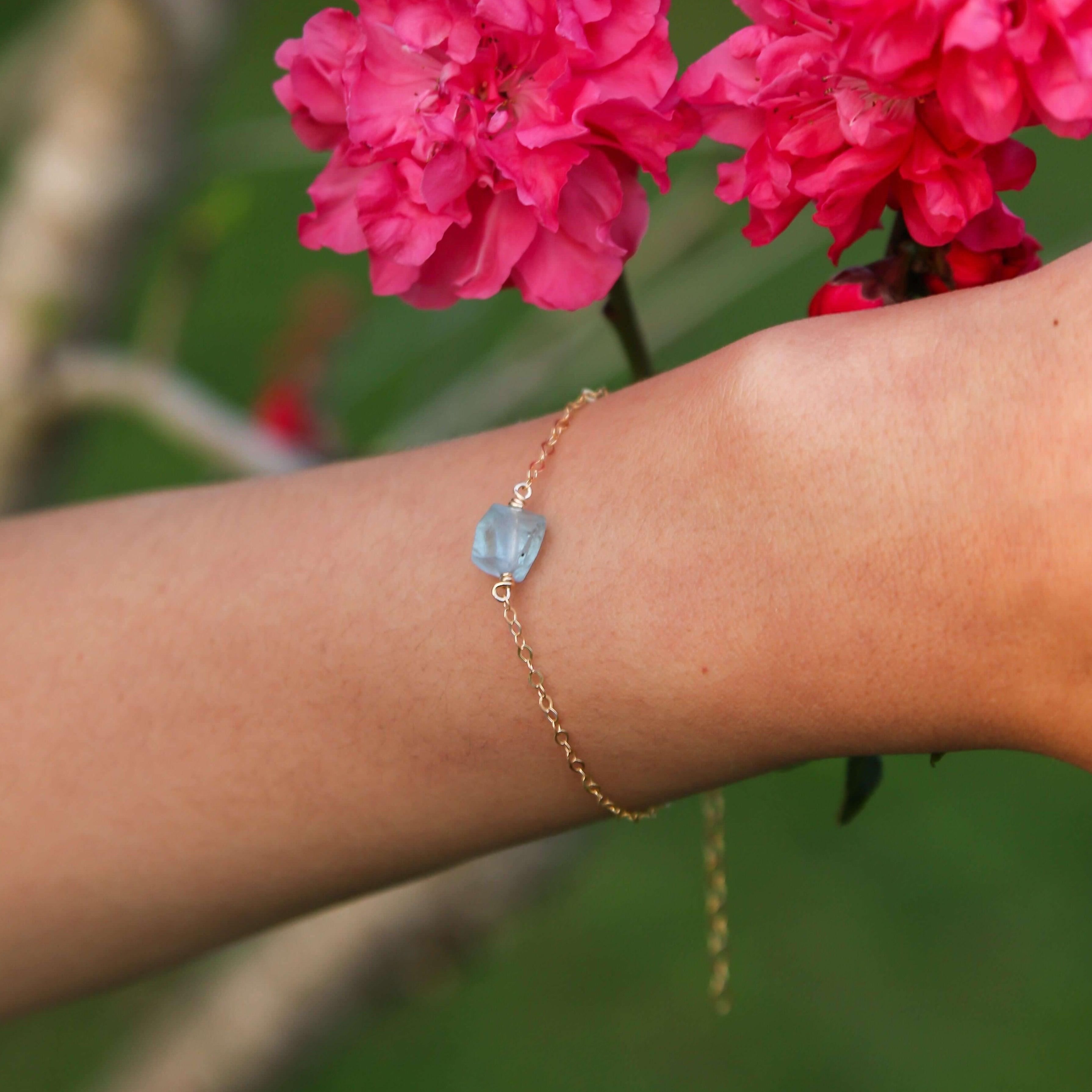Raw Aquamarine Crystal Nugget Bracelet - Raw Aquamarine Crystal Nugget Bracelet - Sterling Silver - Luna Tide Handmade Crystal Jewellery