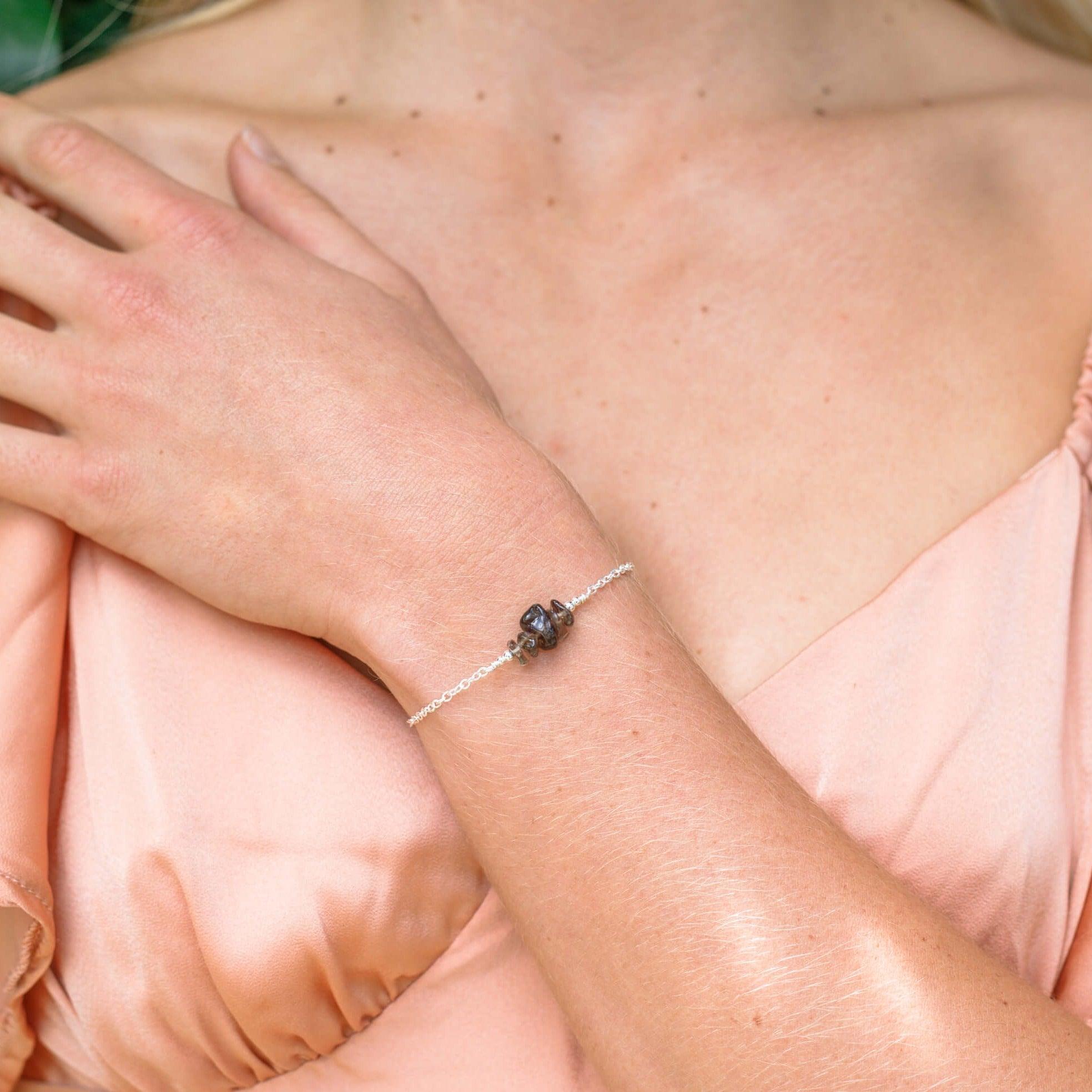 Smoky Quartz Chip Bead Bar Bracelet - Smoky Quartz Chip Bead Bar Bracelet - 14k Gold Fill - Luna Tide Handmade Crystal Jewellery